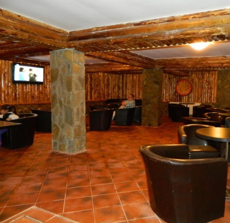 Pensiunea Valea Negrasului Trăisteni Esterno foto